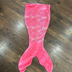Pink Girls Mermaid Blanket